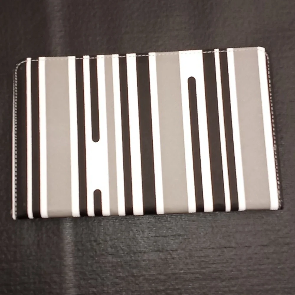 Accellorize this striped
